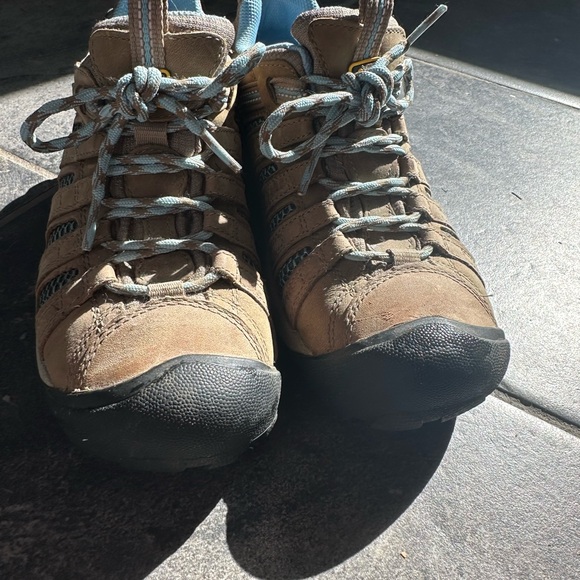 Keen hiking shoes - Picture 7 of 7